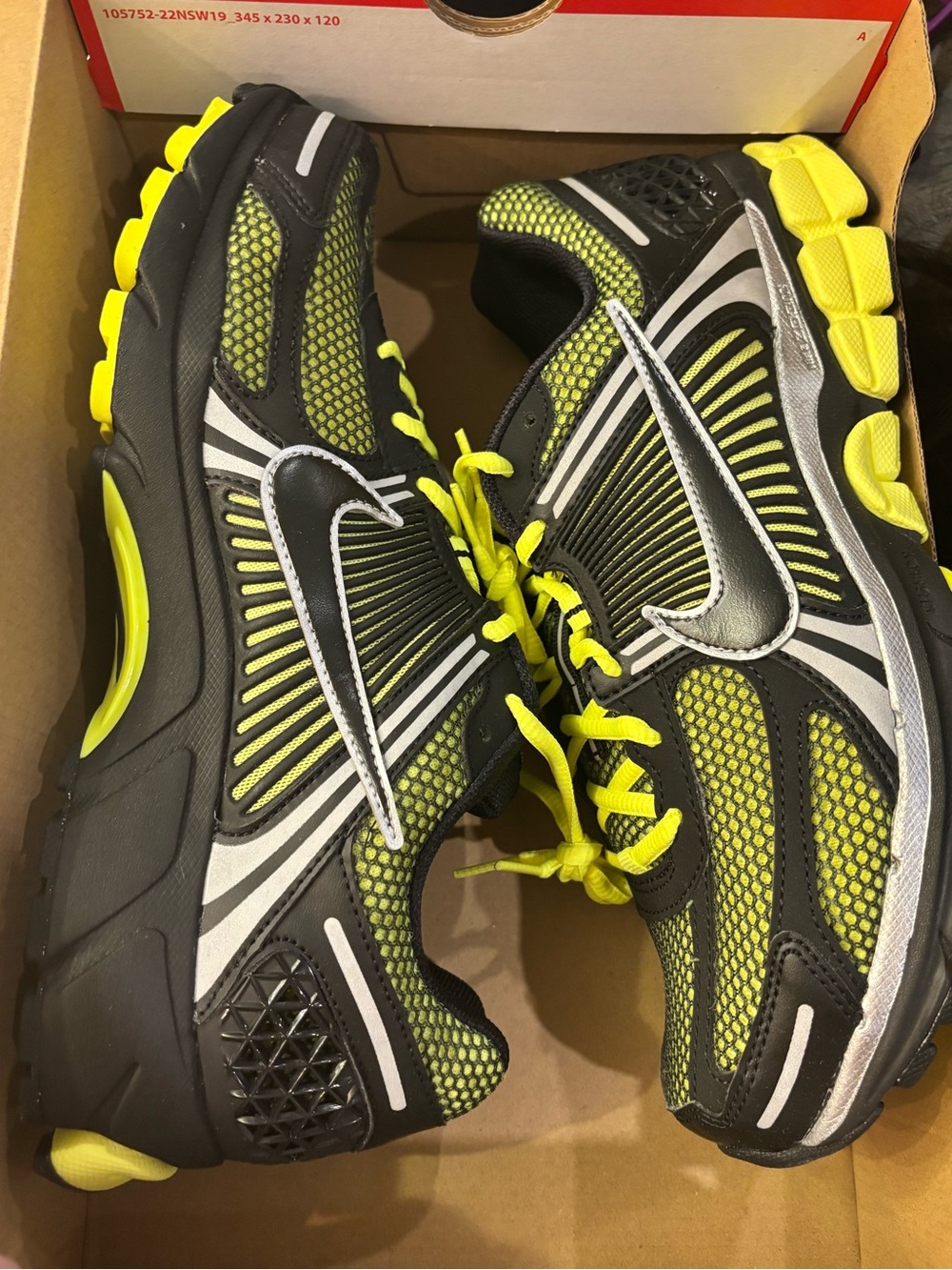 Nike Lemon Venom & Black Zoom Vomero 5 Running Shoes